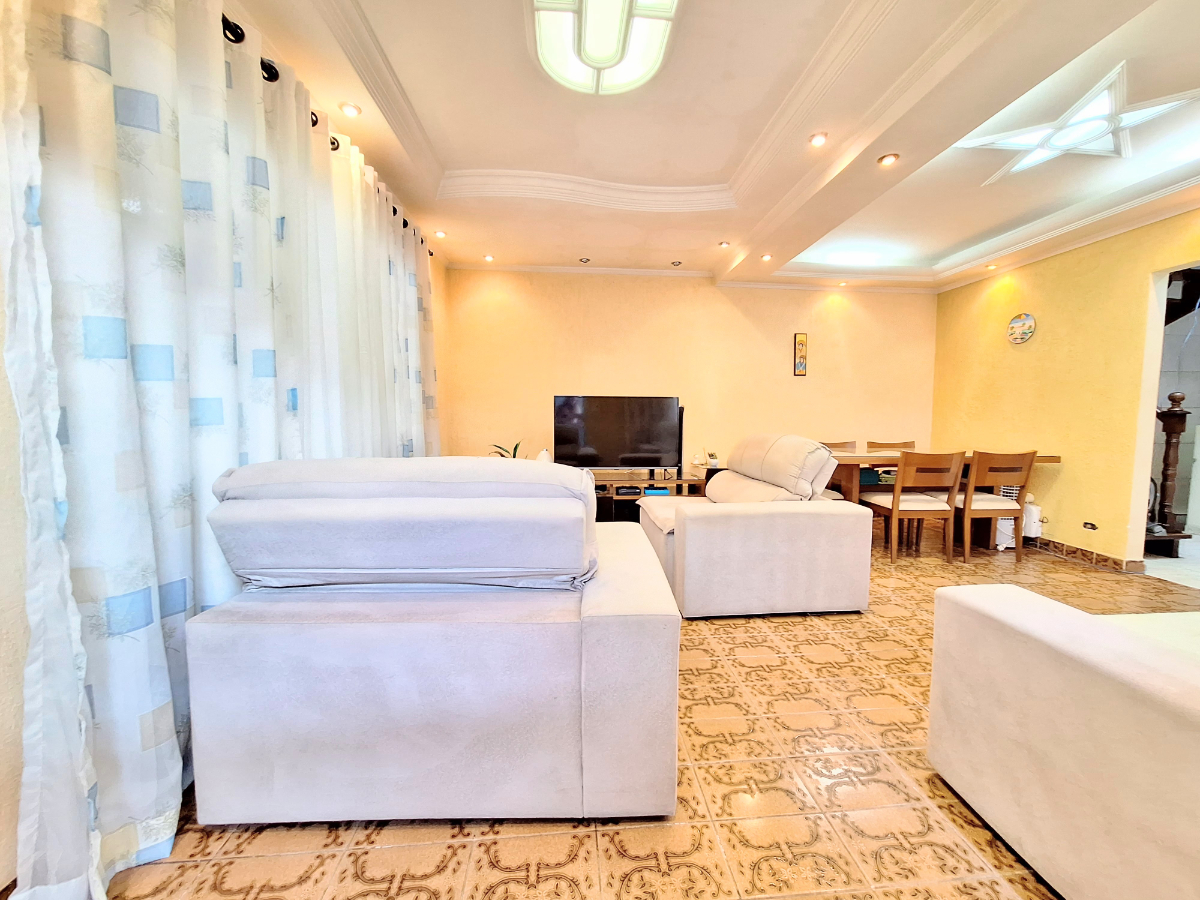 Casa, 2 quartos, 210 m² - Foto 2