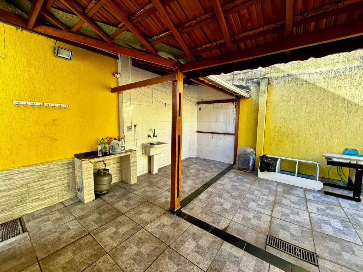 Casa, 3 quartos, 232 m² - Foto 5