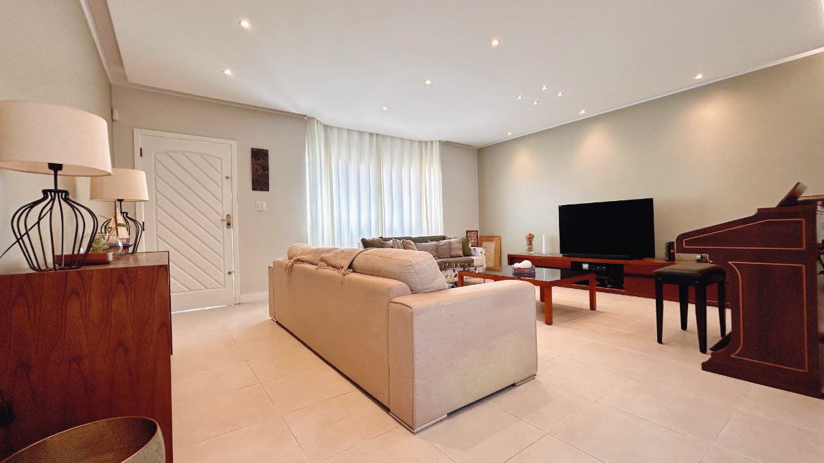 Casa, 3 quartos, 250 m² - Foto 3