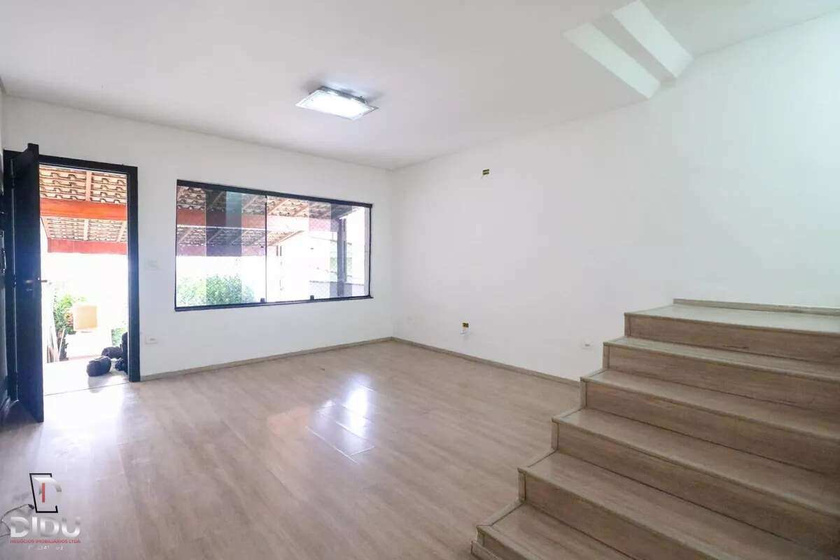 Casa, 3 quartos, 287 m² - Foto 1