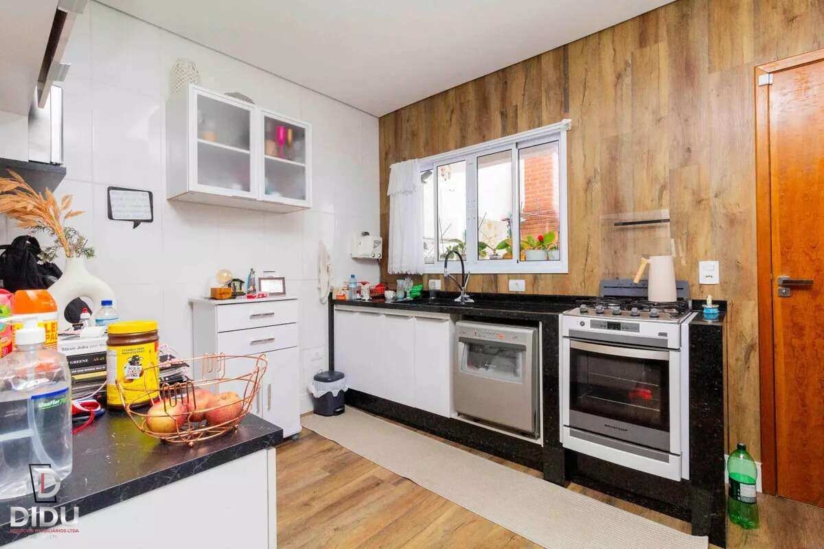 Casa, 3 quartos, 210 m² - Foto 9
