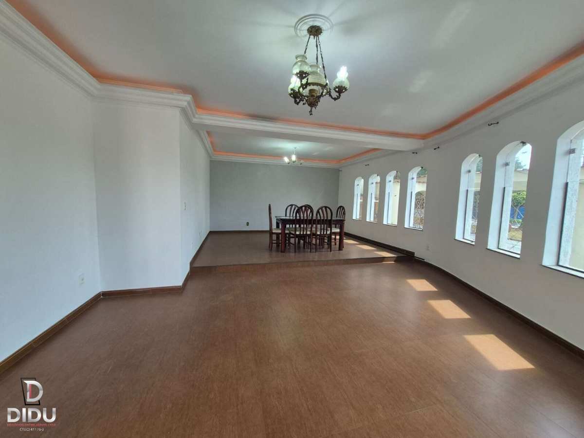 Casa, 3 quartos, 319 m² - Foto 2