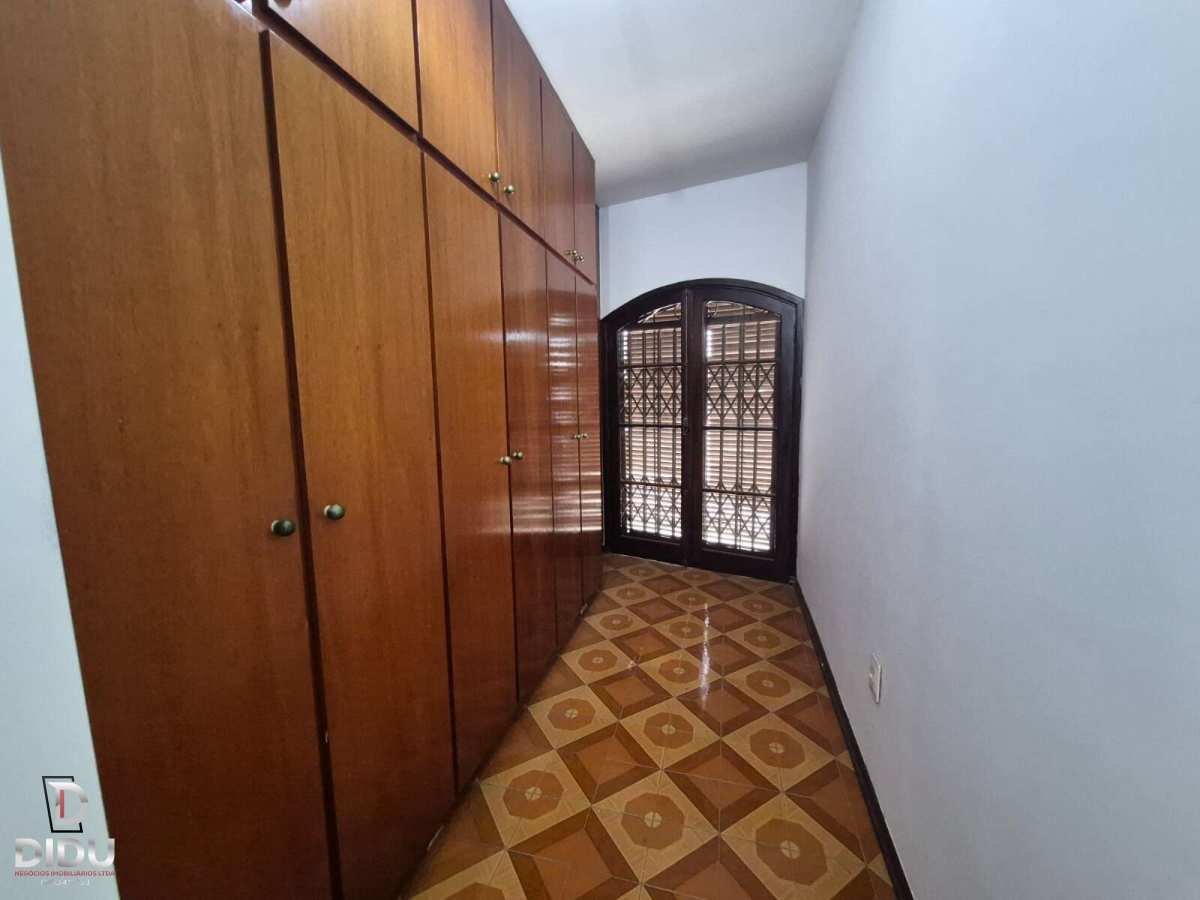 Casa, 3 quartos, 319 m² - Foto 22