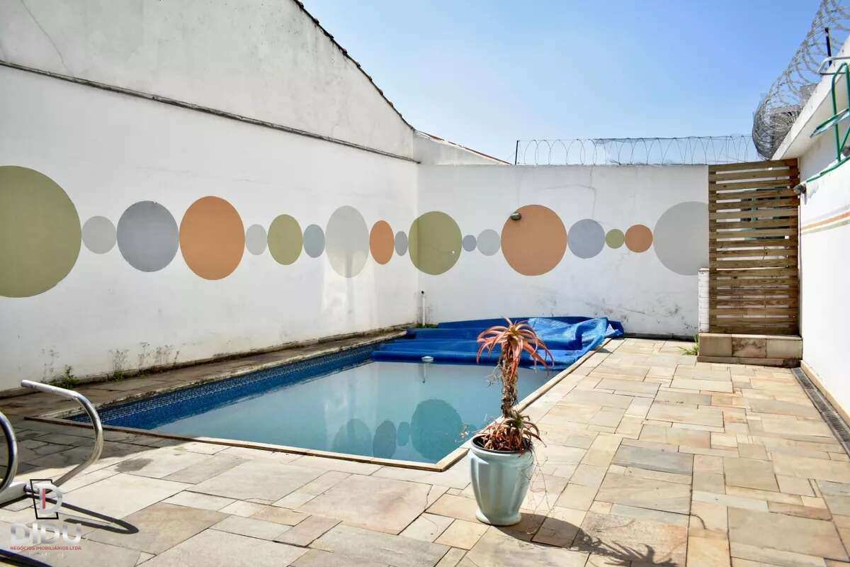 Casa, 3 quartos, 330 m² - Foto 3