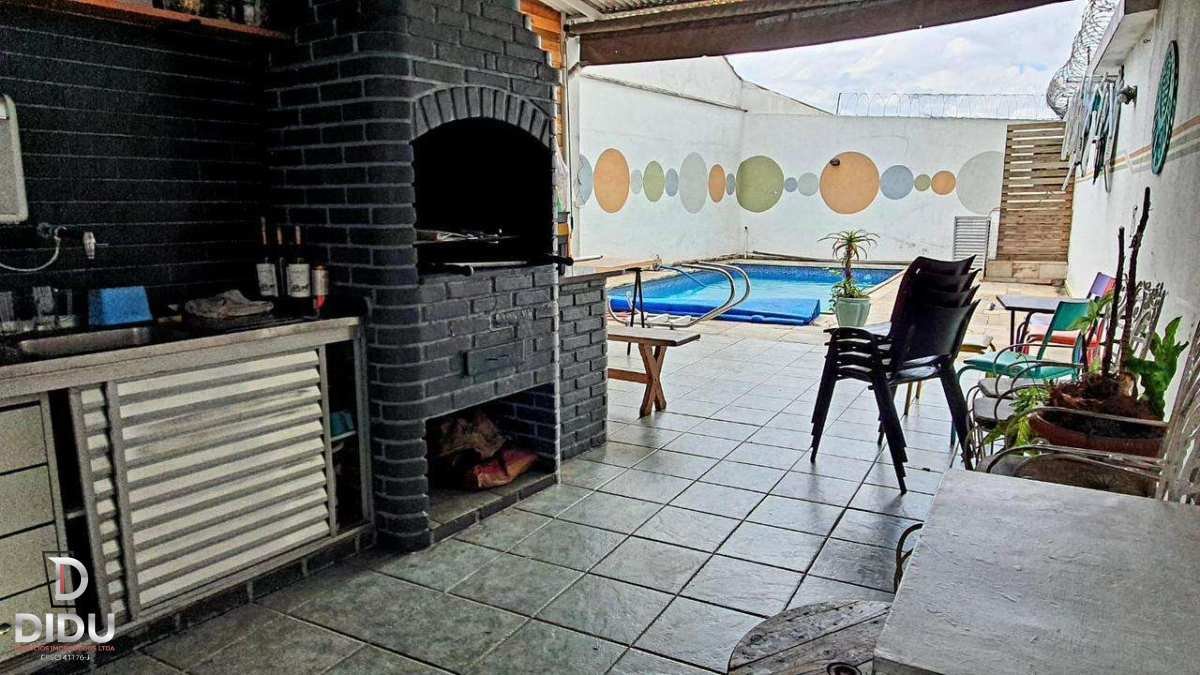 Casa, 3 quartos, 330 m² - Foto 5