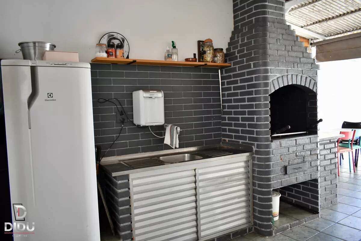 Casa, 3 quartos, 330 m² - Foto 8