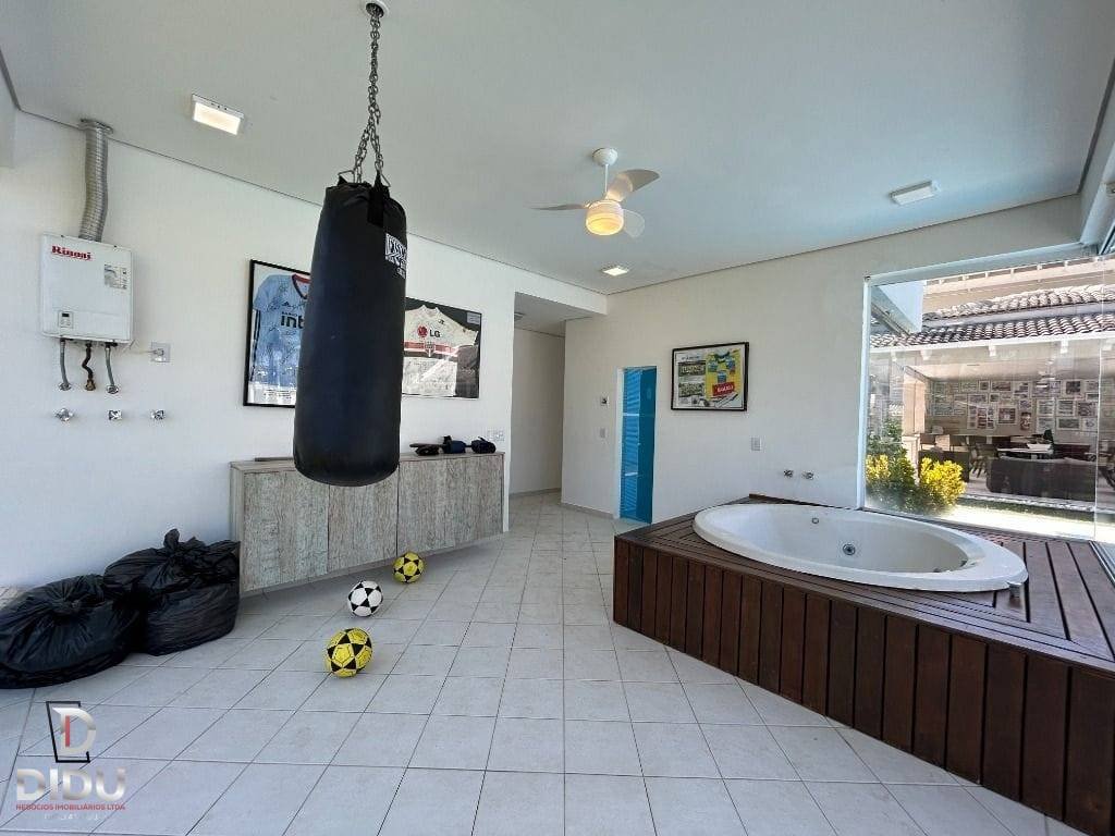 Apartamento, 9 quartos, 3000 m² - Foto 22
