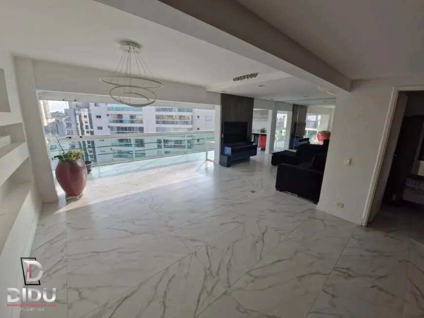 Apartamento, 3 quartos, 140 m² - Foto 1
