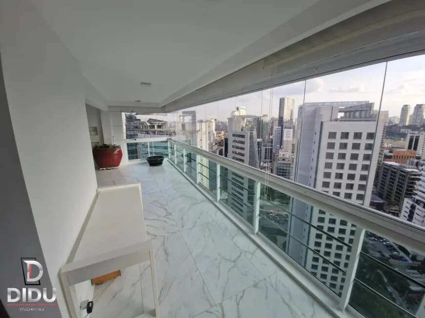 Apartamento, 3 quartos, 140 m² - Foto 2