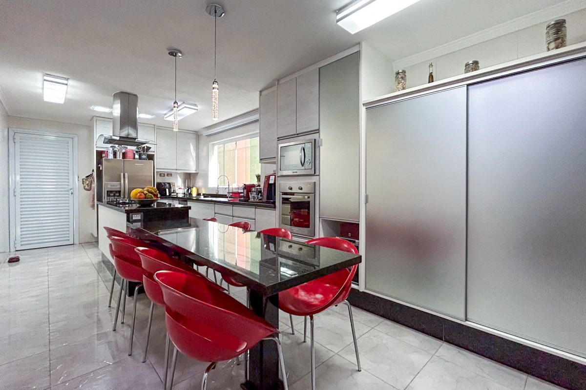 Casa, 3 quartos, 217 m² - Foto 13