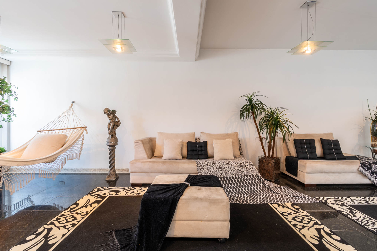 Casa, 3 quartos, 242 m² - Foto 2