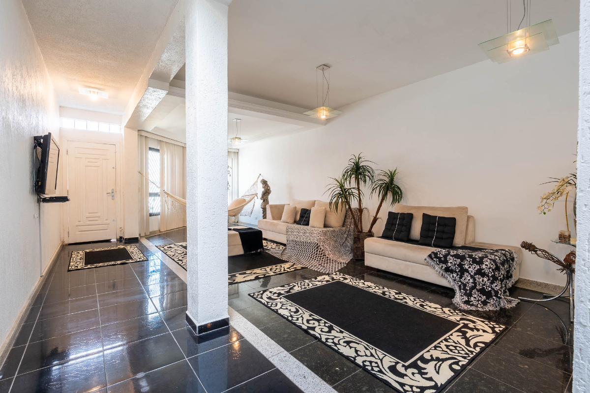 Casa, 3 quartos, 242 m² - Foto 3