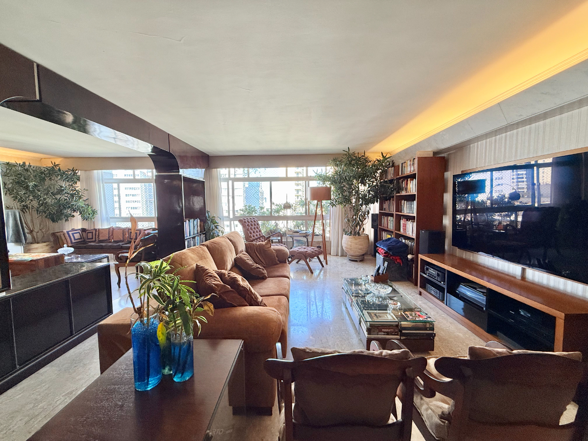 Apartamento, 3 quartos, 256 m² - Foto 1