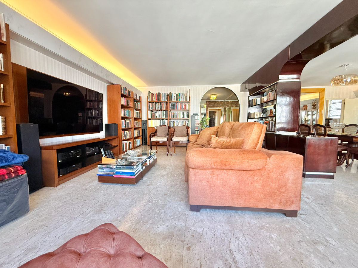 Apartamento, 3 quartos, 256 m² - Foto 2