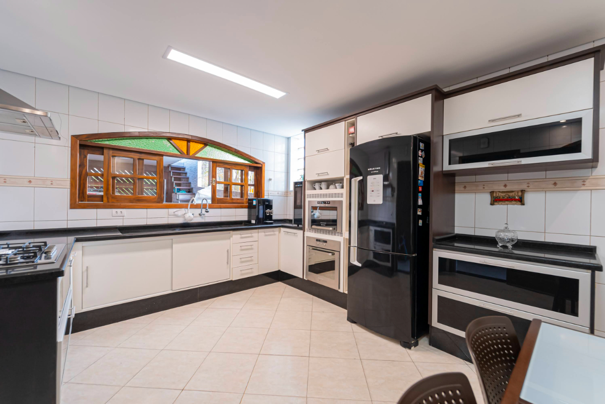 Casa, 3 quartos, 235 m² - Foto 11