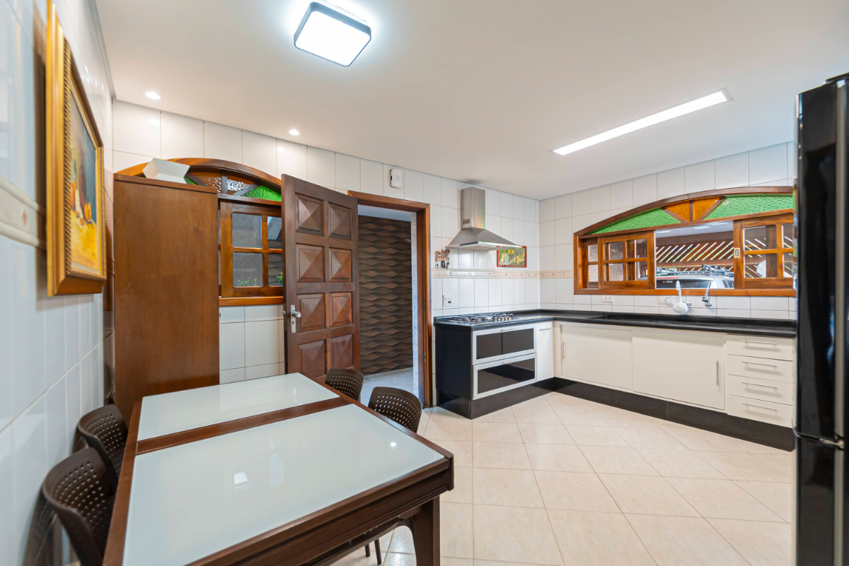 Casa, 3 quartos, 235 m² - Foto 12