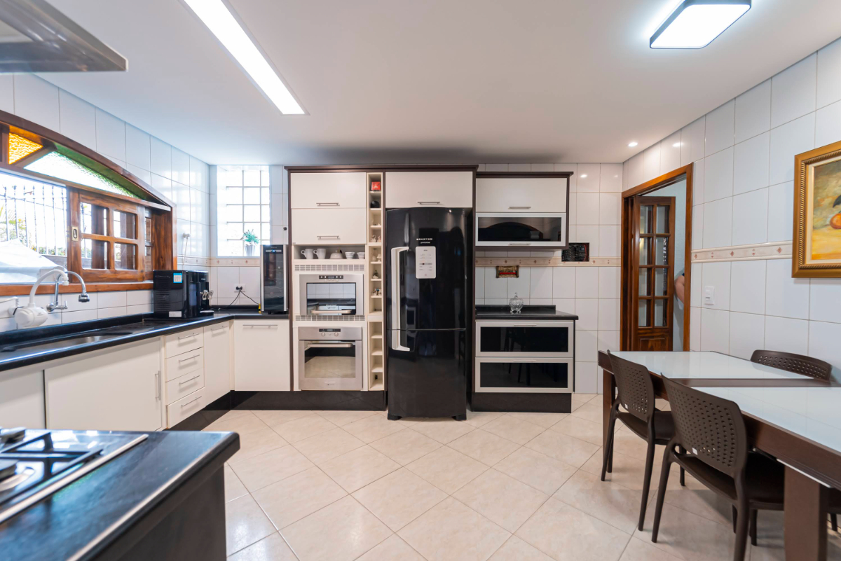 Casa, 3 quartos, 235 m² - Foto 9