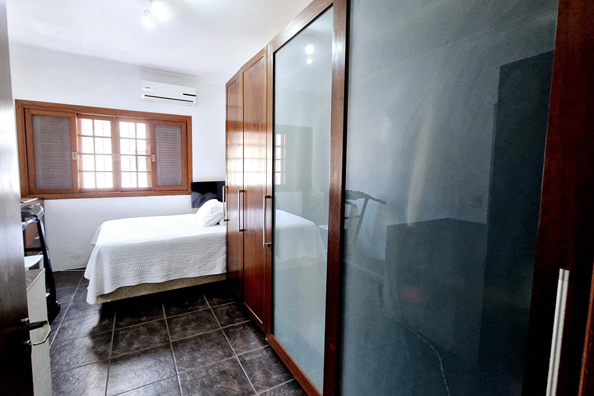 Casa, 3 quartos, 215 m² - Foto 11
