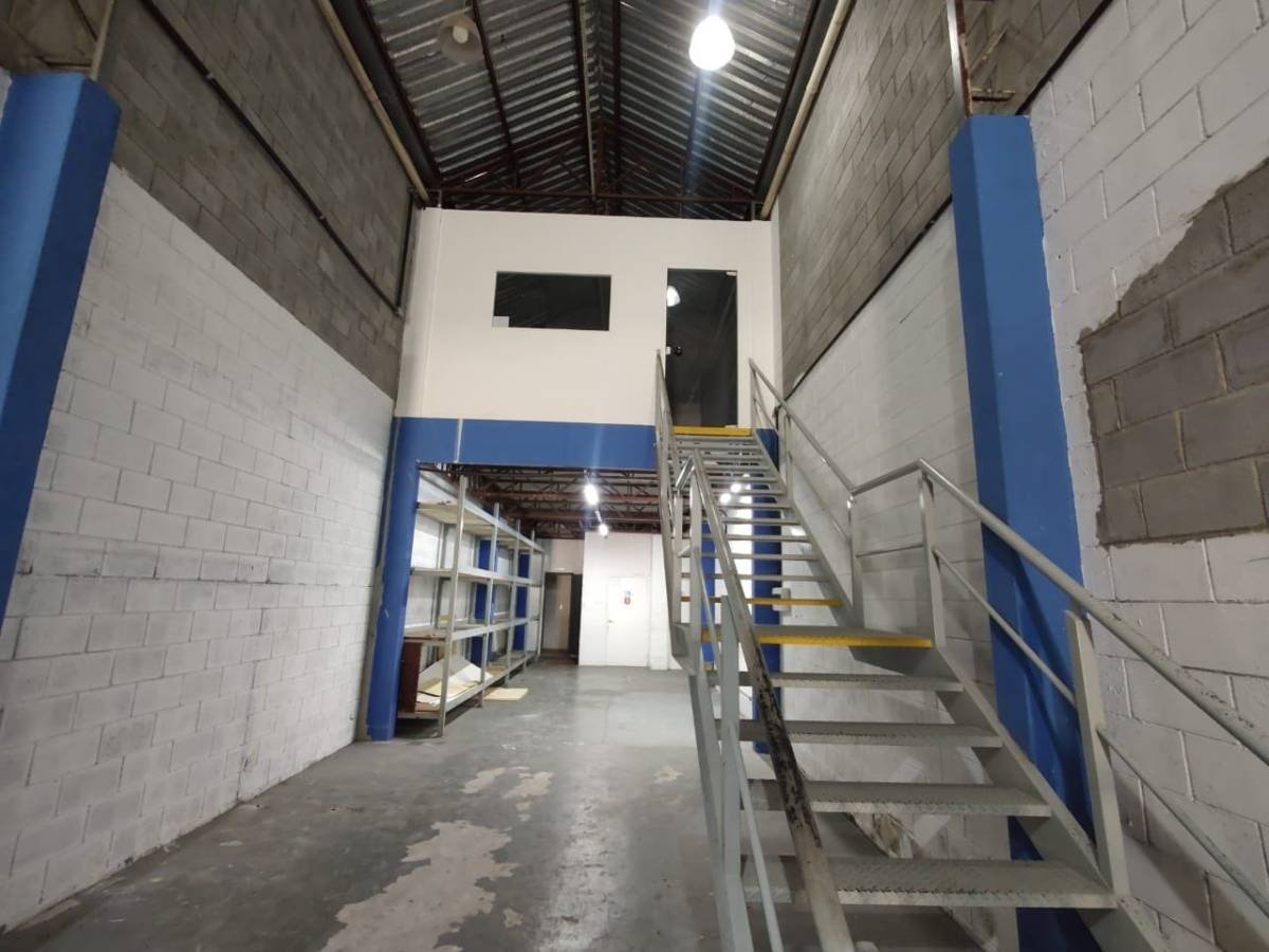 Depósito-Galpão, 390 m² - Foto 13
