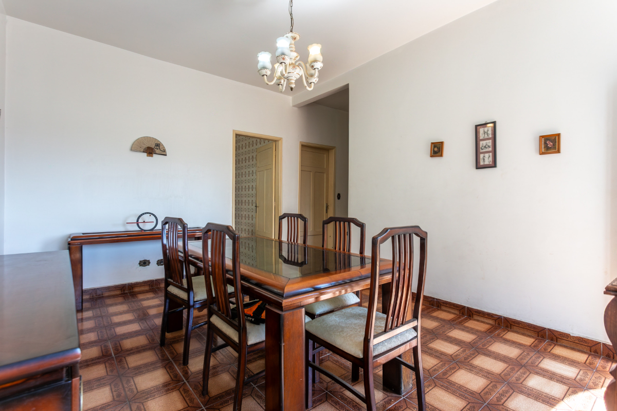 Casa, 3 quartos, 217 m² - Foto 1