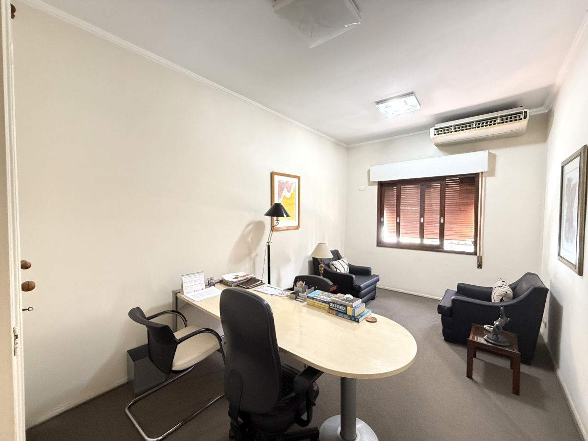 Casa, 9 quartos, 213 m² - Foto 23