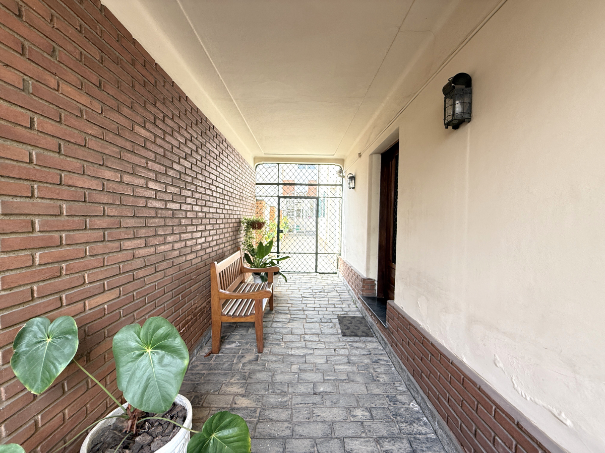 Casa, 9 quartos, 213 m² - Foto 4
