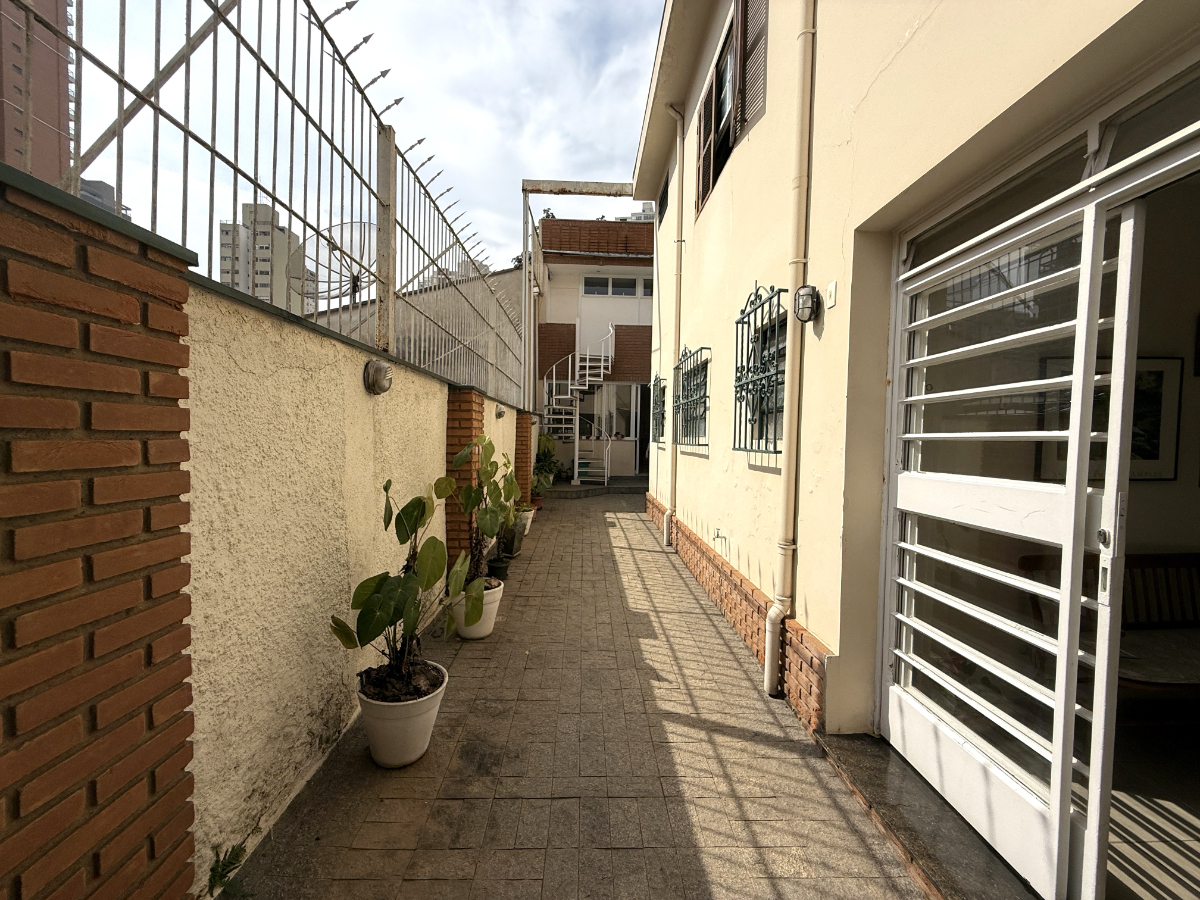 Casa, 9 quartos, 213 m² - Foto 5