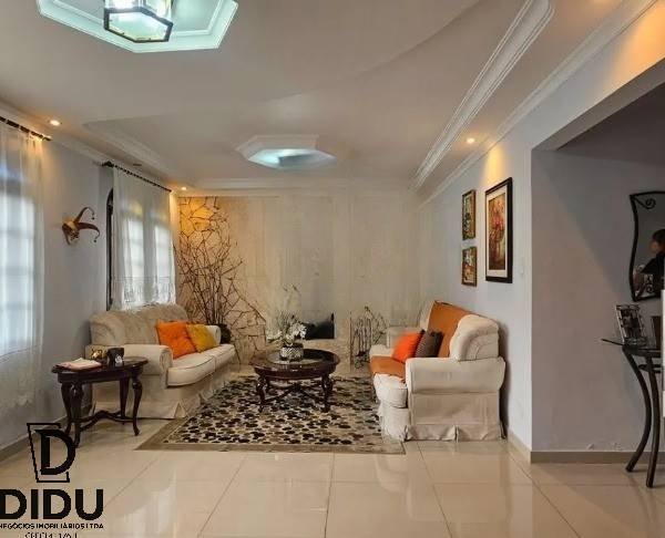 Casa, 3 quartos, 250 m² - Foto 2
