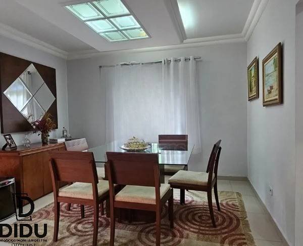 Casa, 3 quartos, 250 m² - Foto 8