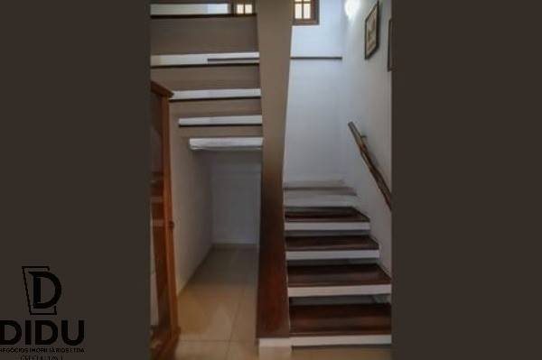 Casa, 3 quartos, 250 m² - Foto 9