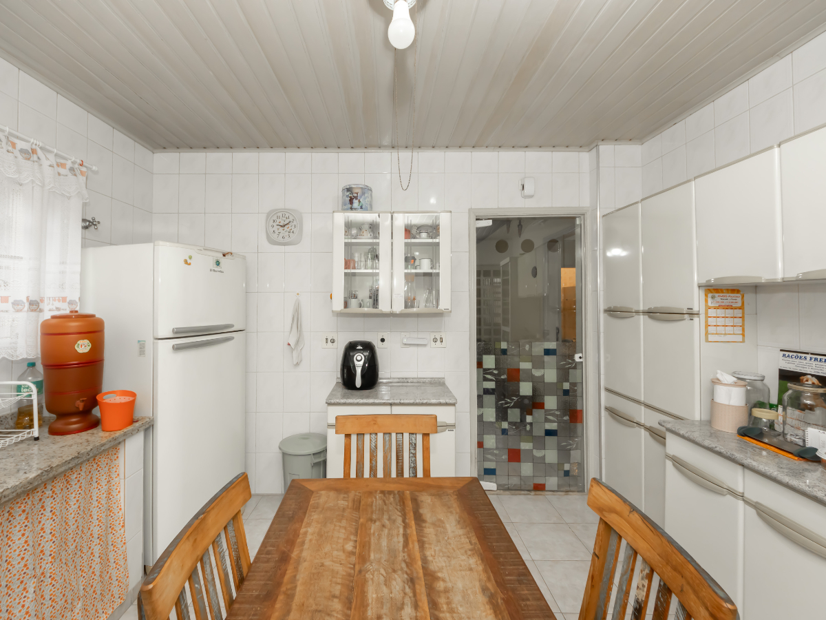 Casa, 8 quartos, 104 m² - Foto 3