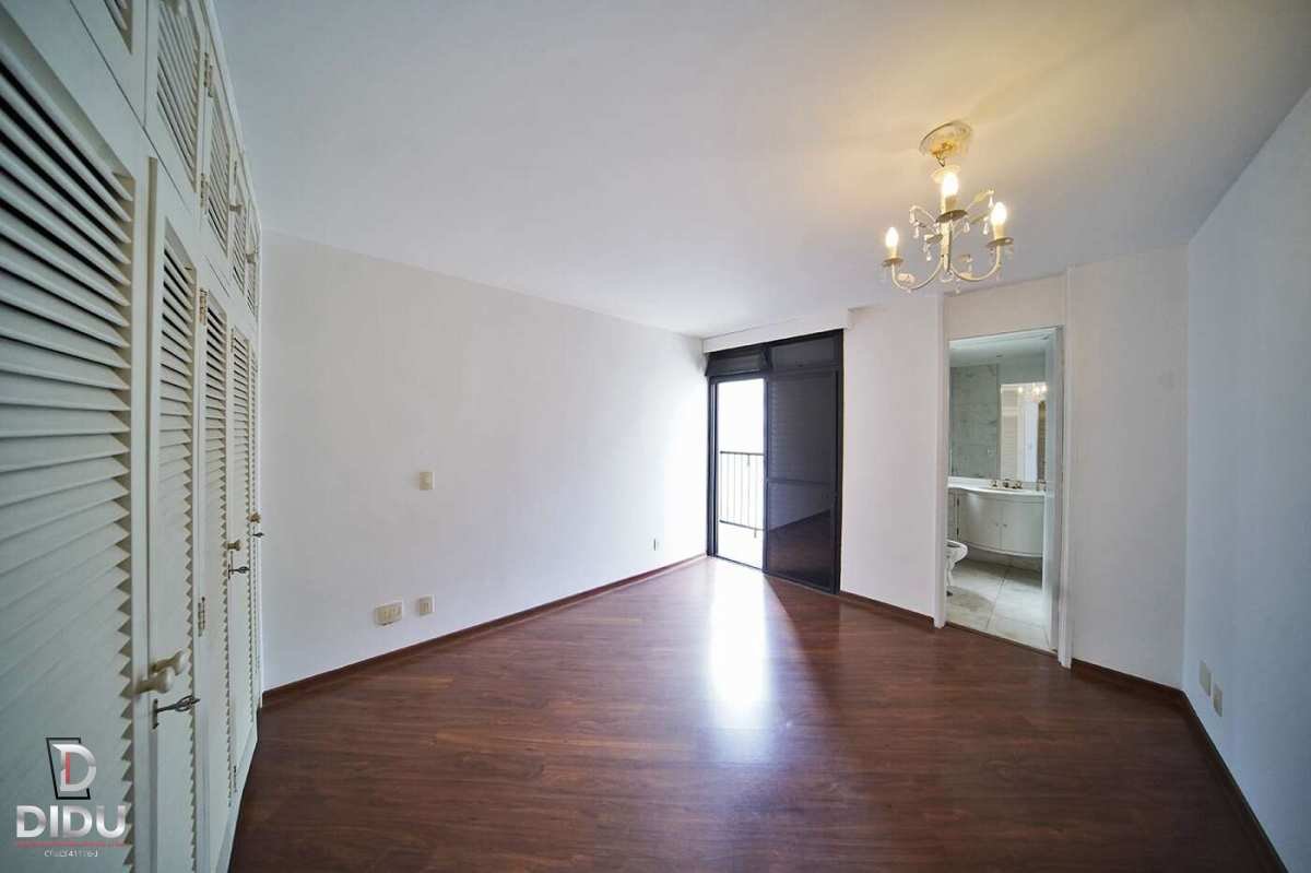 Apartamento, 4 quartos, 215 m² - Foto 12