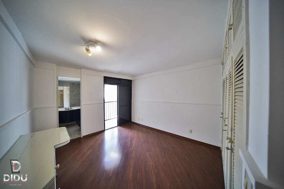 Apartamento, 4 quartos, 215 m² - Foto 14