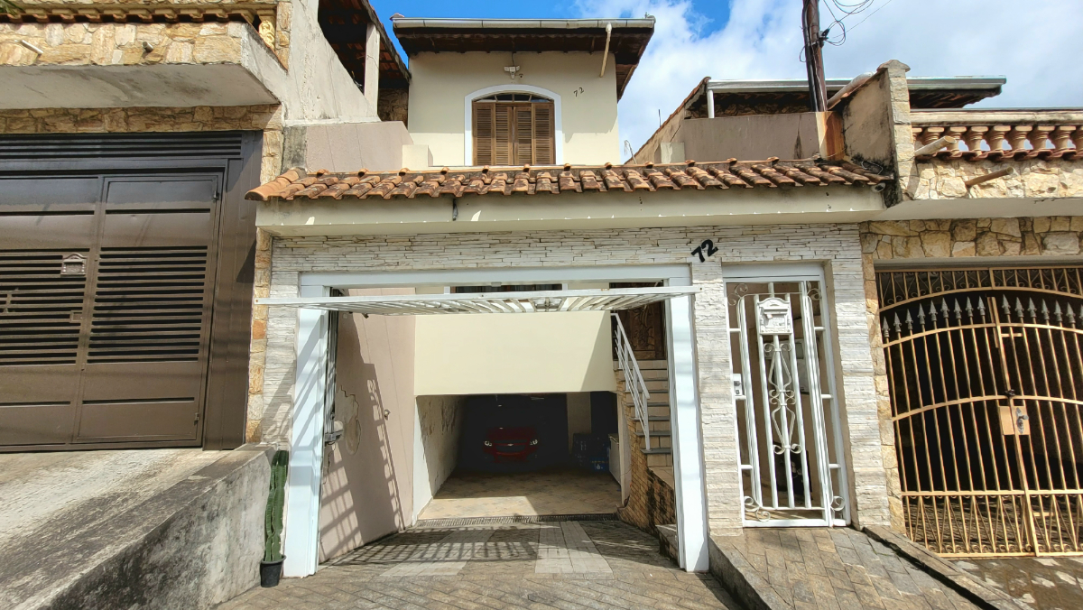 Casa, 3 quartos, 224 m² - Foto 1