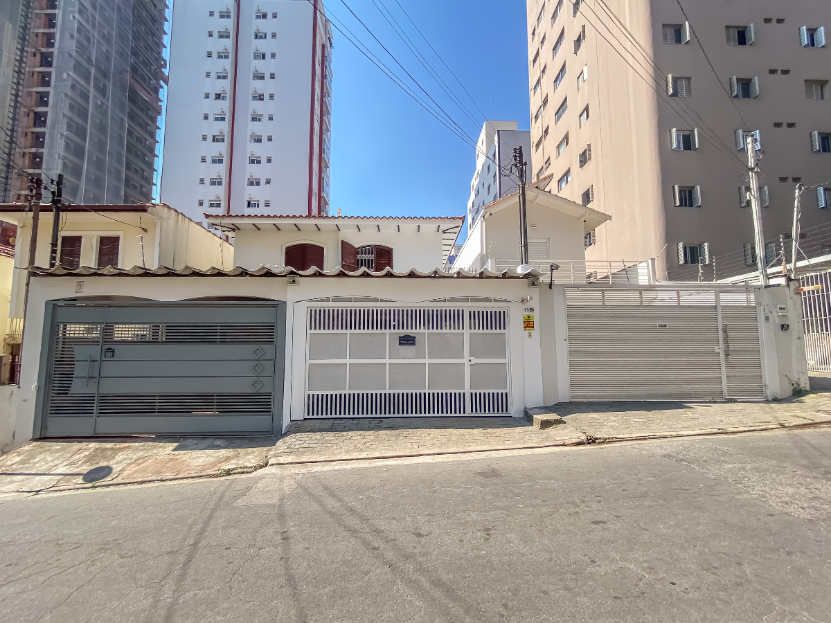 Casa, 4 quartos, 208 m² - Foto 1