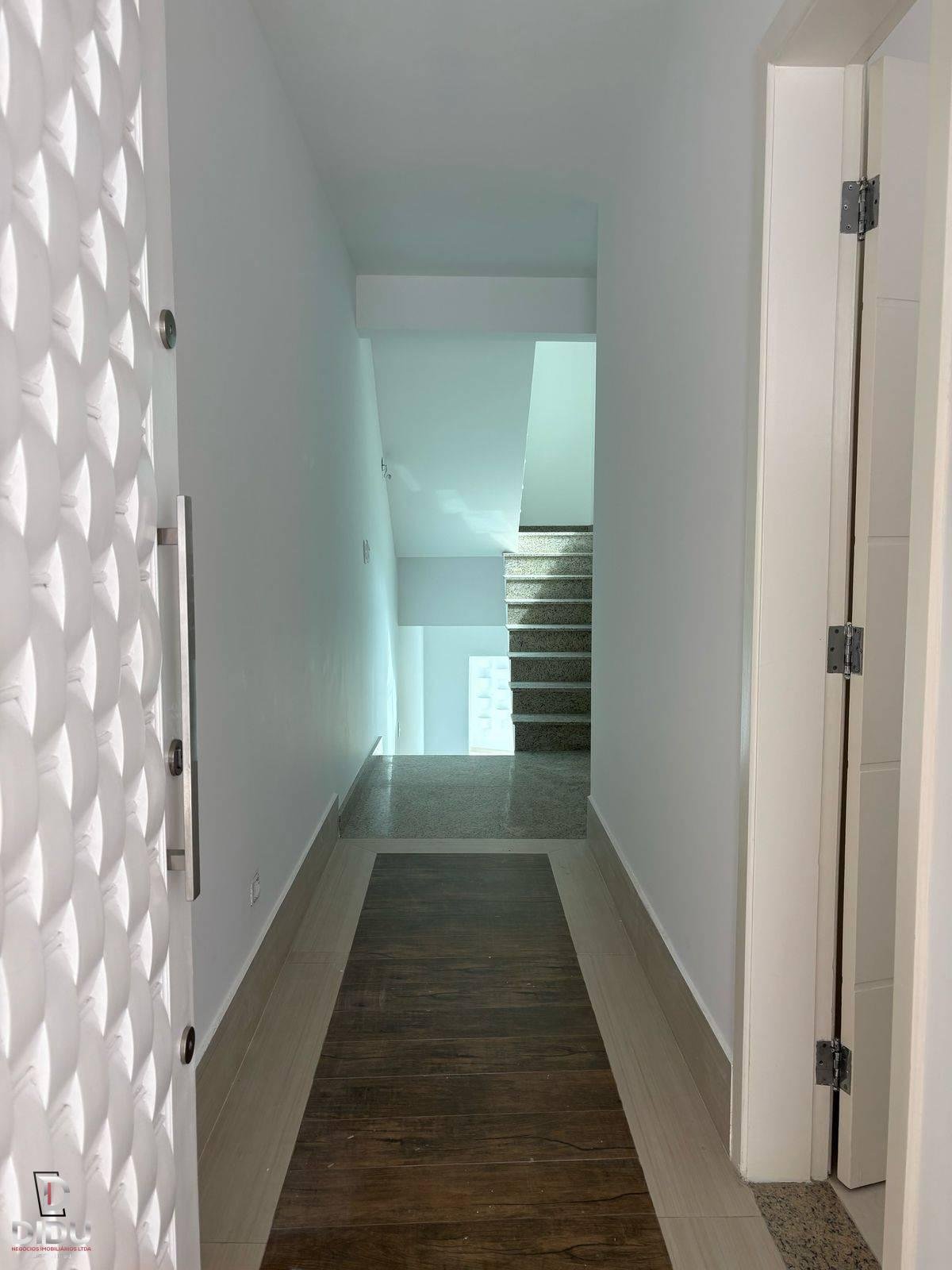 Casa, 3 quartos, 220 m² - Foto 9