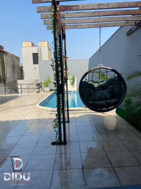 Casa, 3 quartos, 353 m² - Foto 2