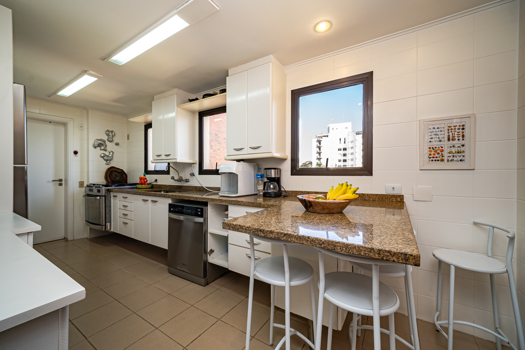 Apartamento, 4 quartos, 213 m² - Foto 17