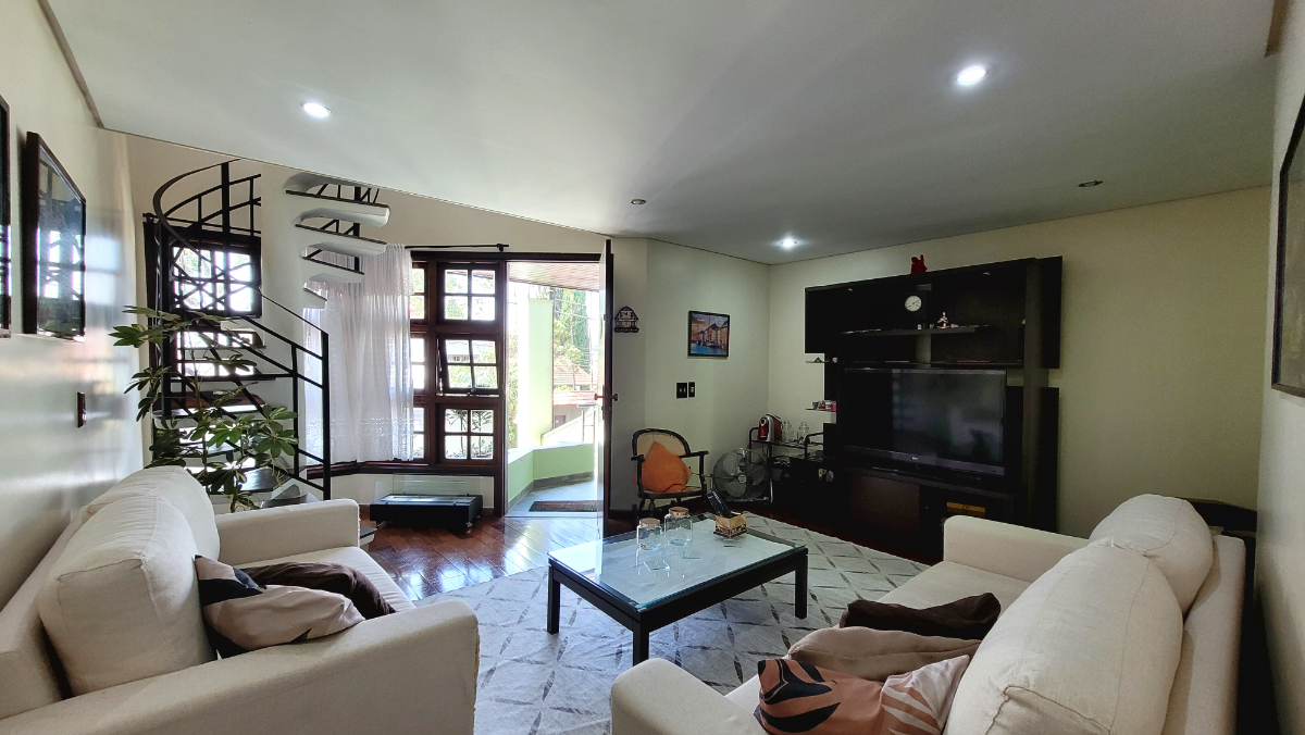 Casa, 3 quartos, 220 m² - Foto 2