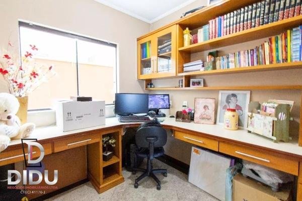 Casa, 4 quartos, 340 m² - Foto 24