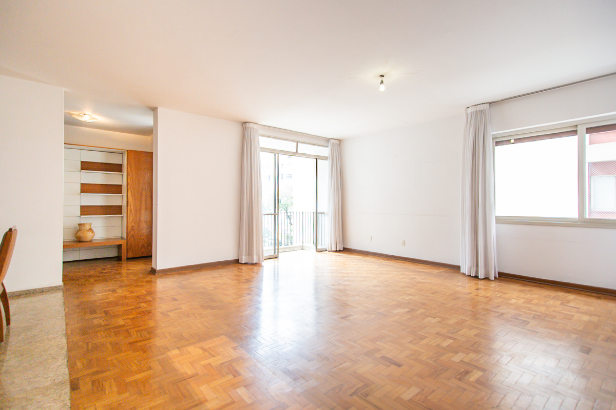 Apartamento, 3 quartos, 216 m² - Foto 1