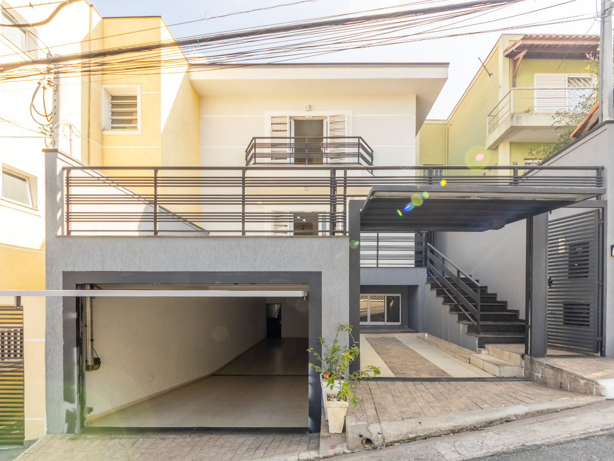 Casa, 3 quartos, 240 m² - Foto 1