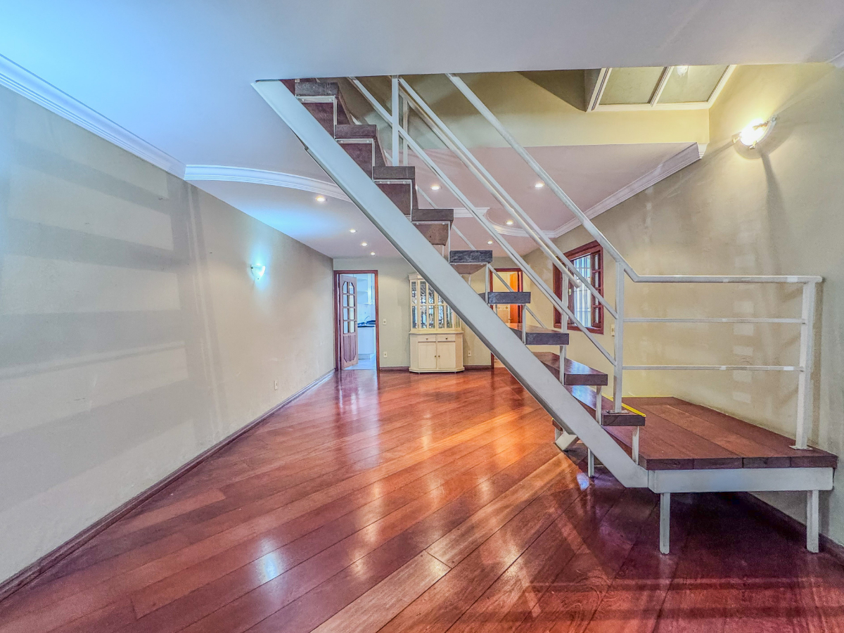 Casa, 3 quartos, 159 m² - Foto 1