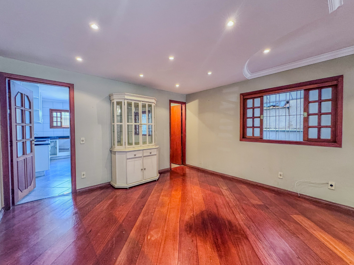Casa, 3 quartos, 159 m² - Foto 3