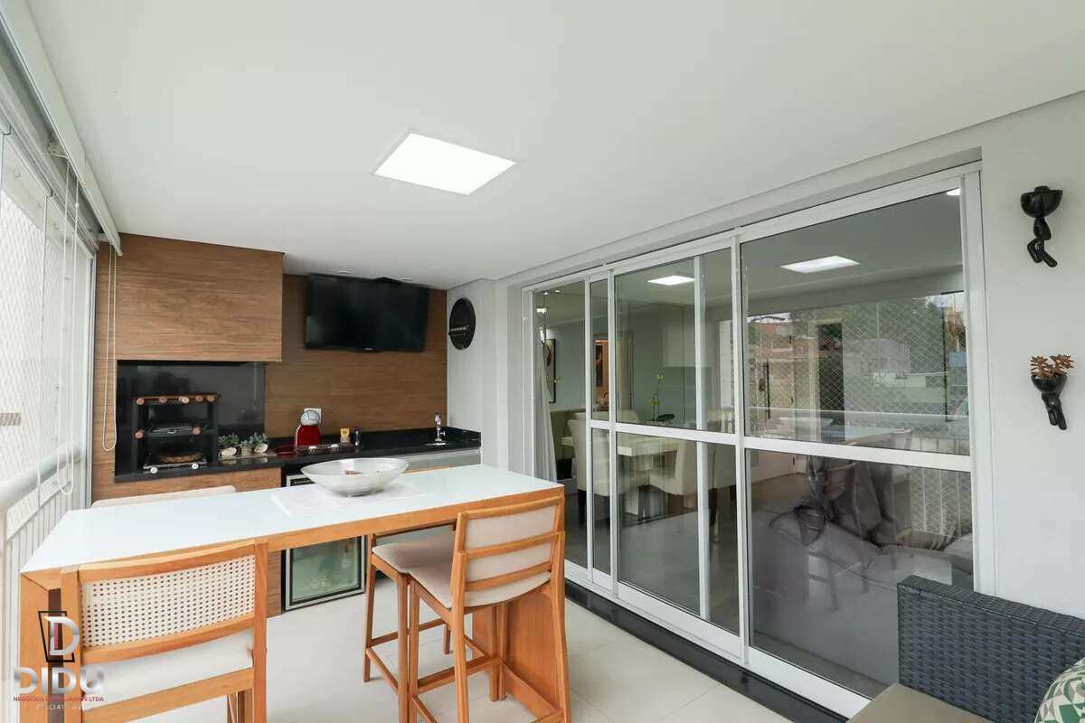 Apartamento, 3 quartos, 110 m² - Foto 1