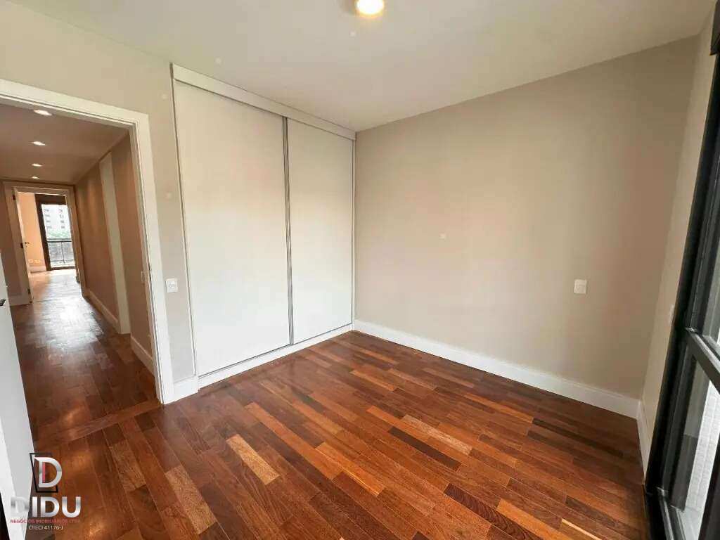 Apartamento, 4 quartos, 196 m² - Foto 9