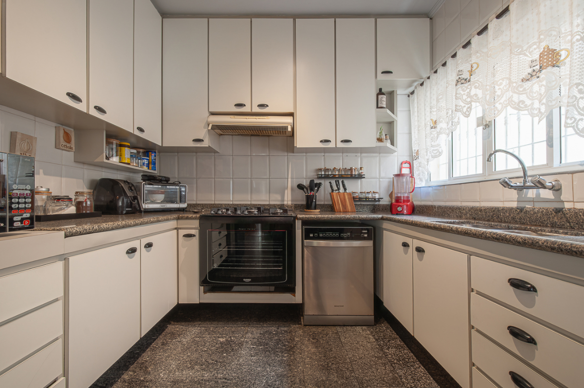 Casa, 3 quartos, 258 m² - Foto 25