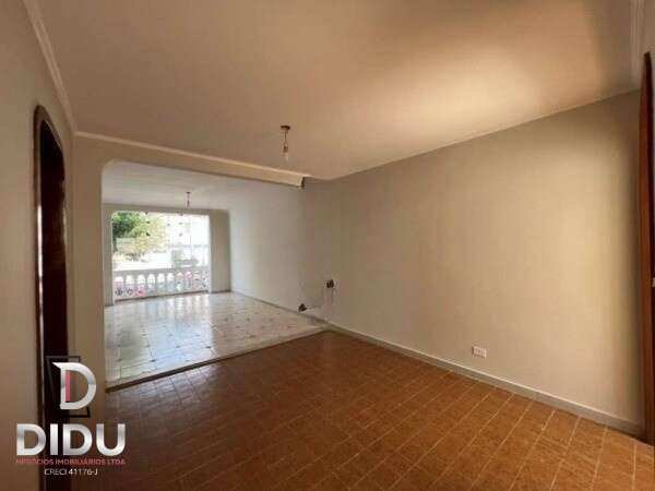Casa, 3 quartos, 199 m² - Foto 1
