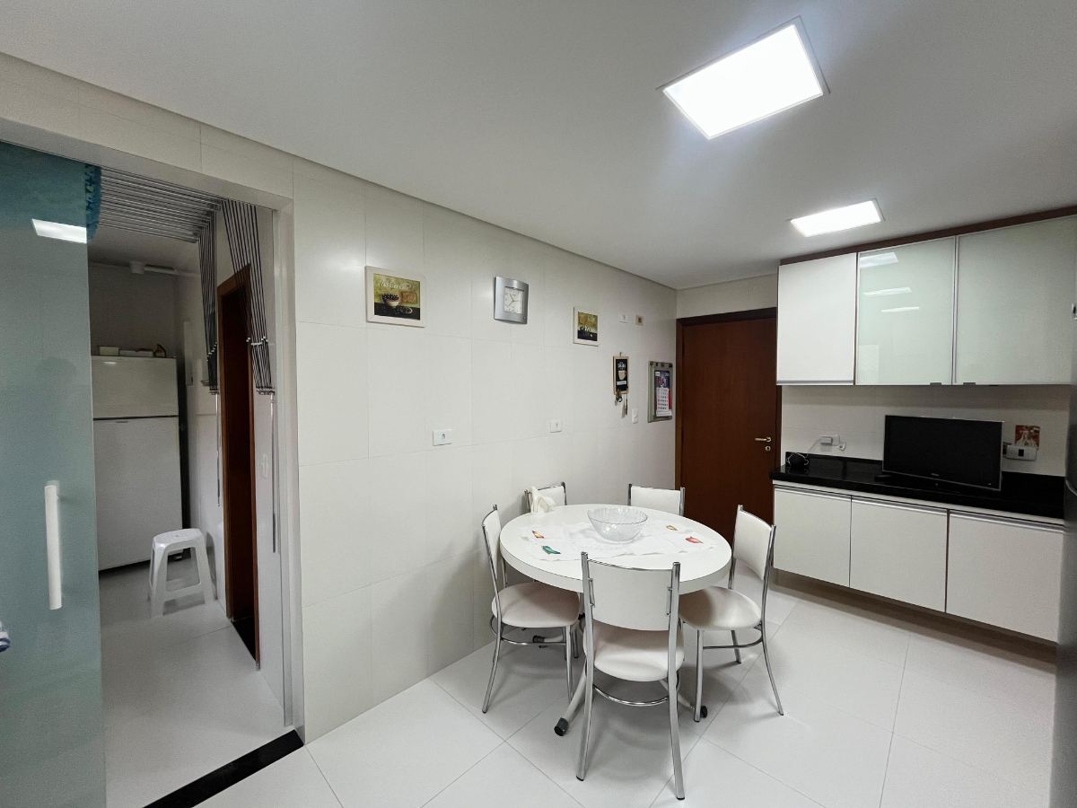 Apartamento, 4 quartos, 137 m² - Foto 9