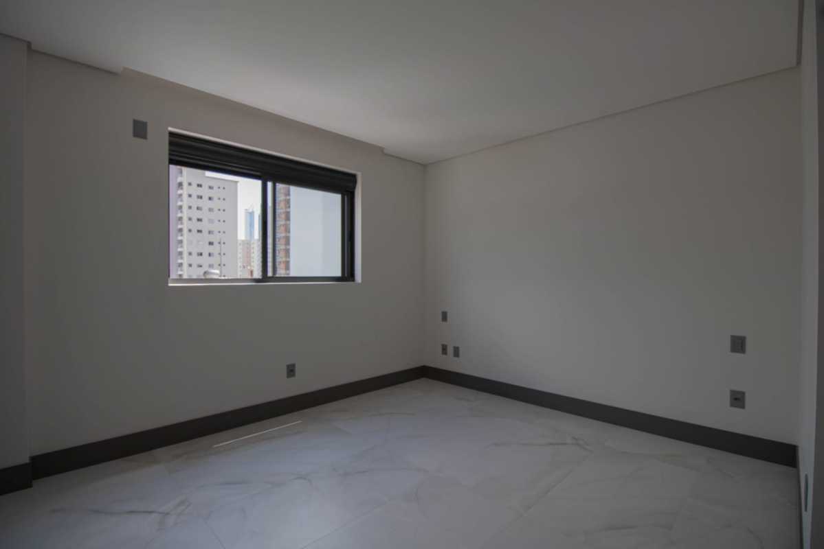 Apartamento, 3 quartos, 130 m² - Foto 3